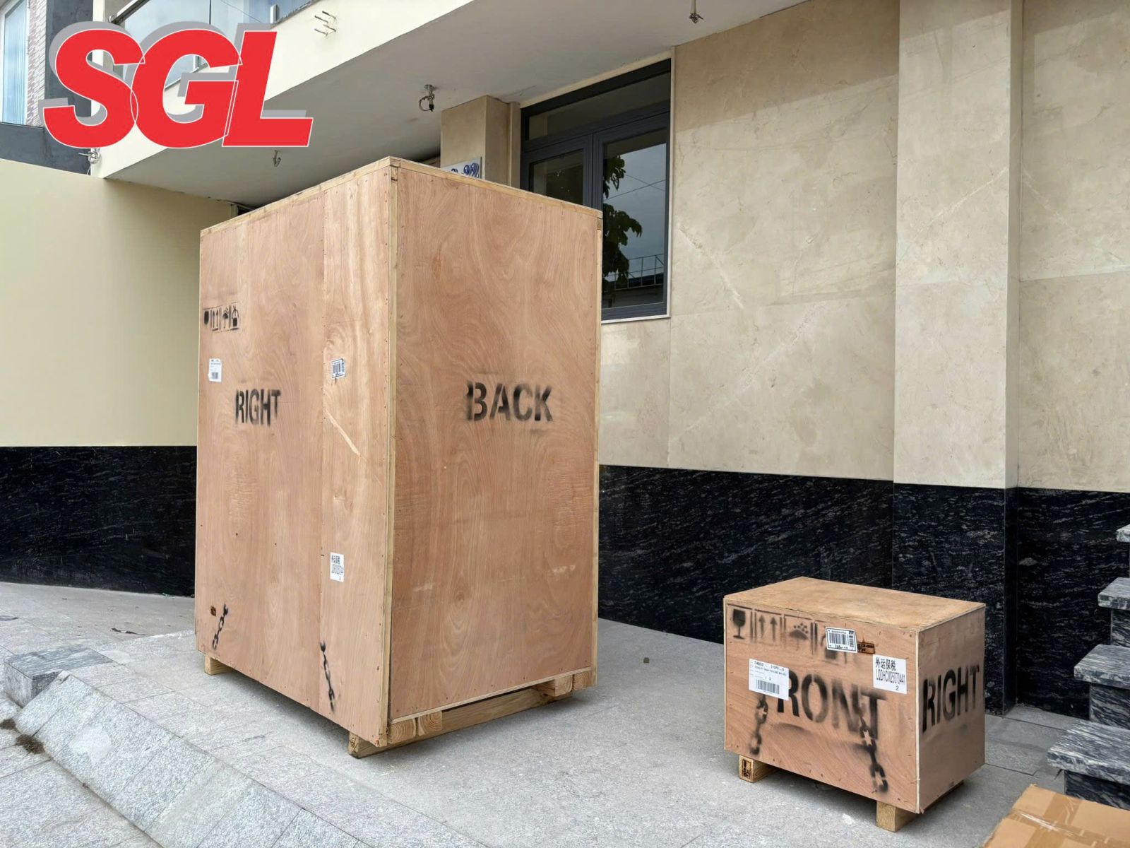 Xuất nhập khẩu chính ngạch